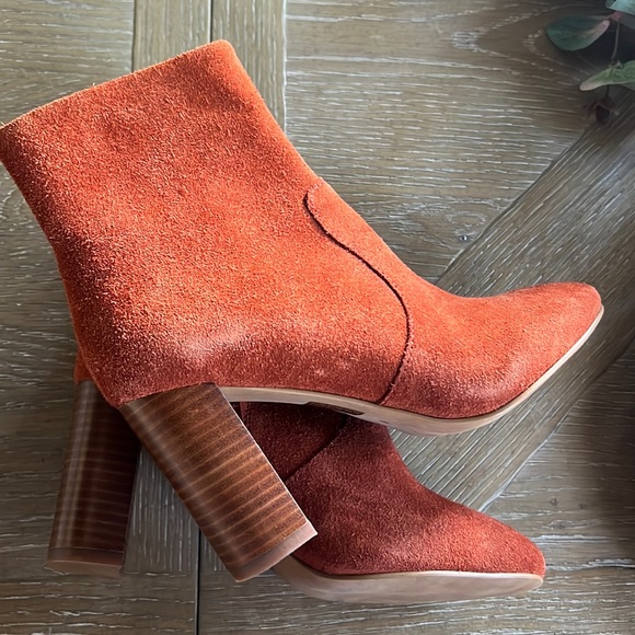Jeffrey Campbell Suede Leather Booties Rust Size 6 - Picture 1 of 8